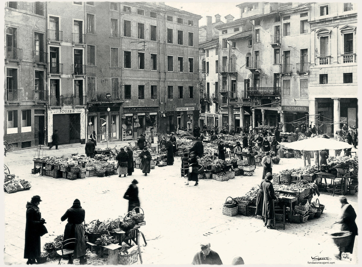 Vicenza Piazza Delle Erbe Mercato 04
