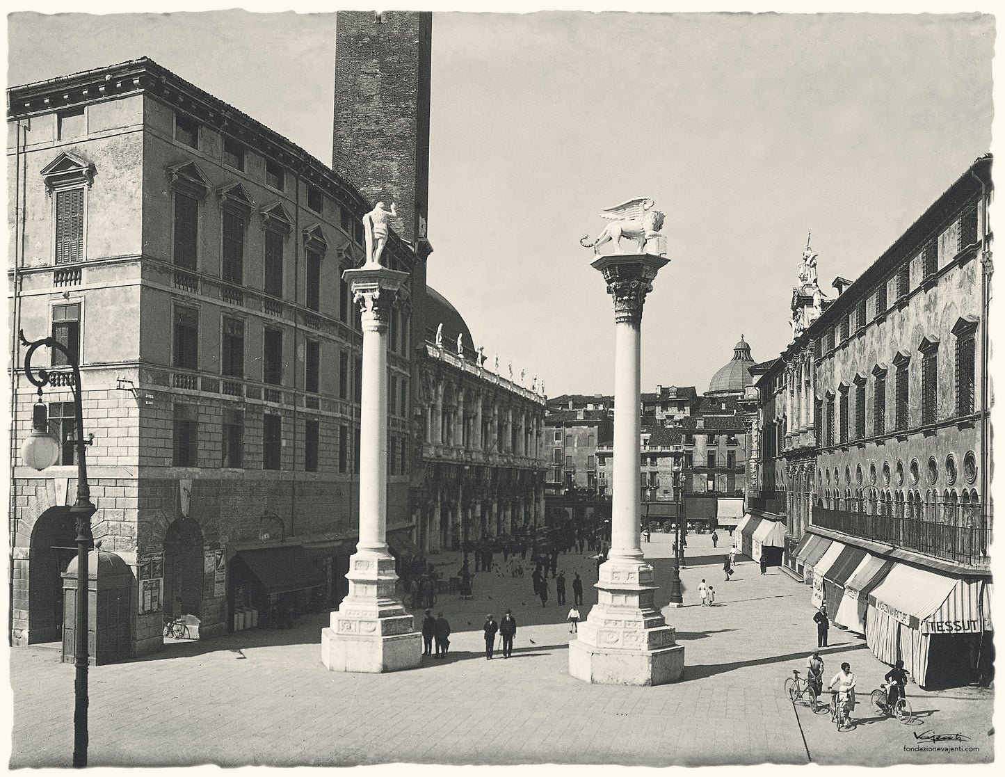 Vicenza - Piazza dei signori 1930