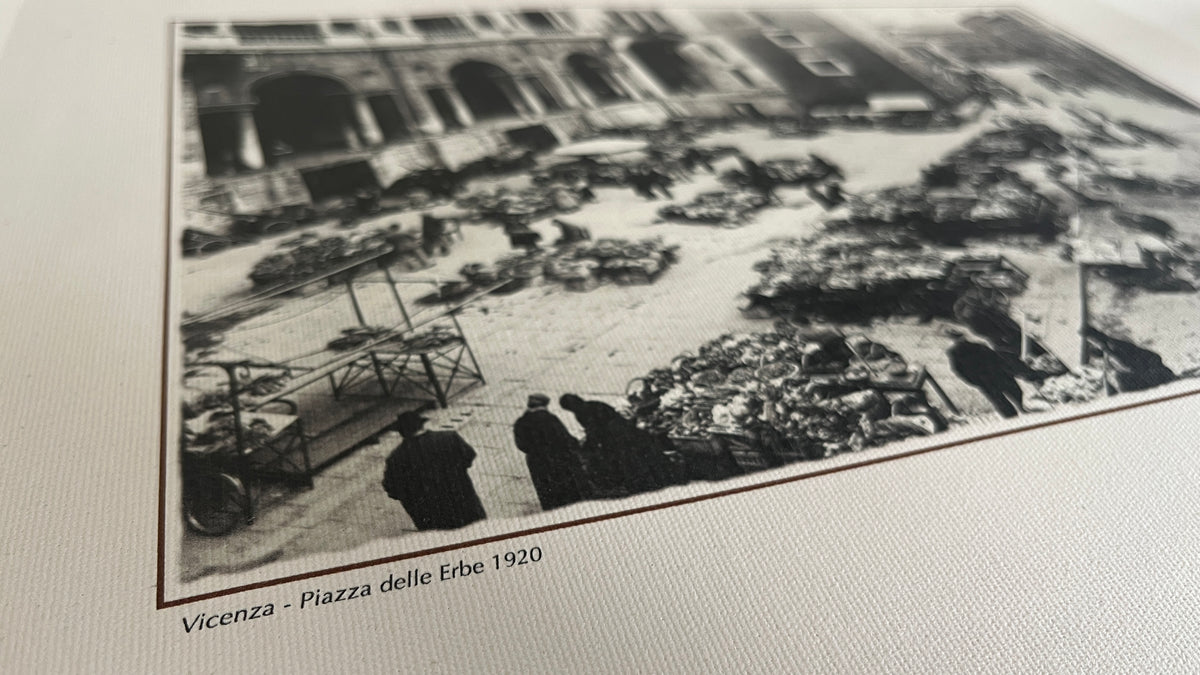 Piazza delle Erbe Vicenza 1920 Mercato